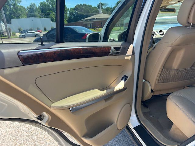 2007 Mercedes-Benz M-Class Image 16