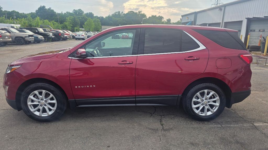 2018 Chevrolet Equinox Image 2