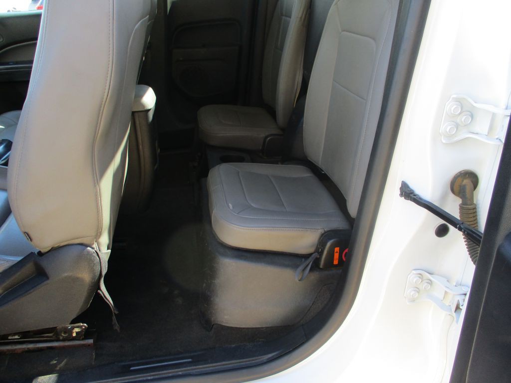 2015 Chevrolet Colorado Image 6