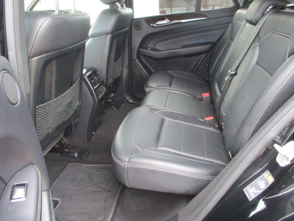 2015 Mercedes-Benz M-Class Image 6