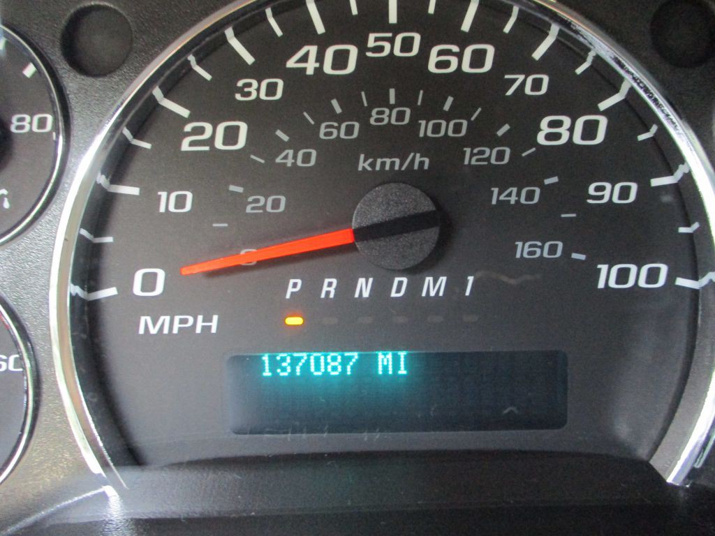 2017 Chevrolet Express Image 10