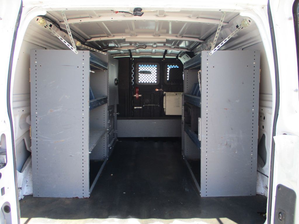 2011 Ford Econoline Image 5