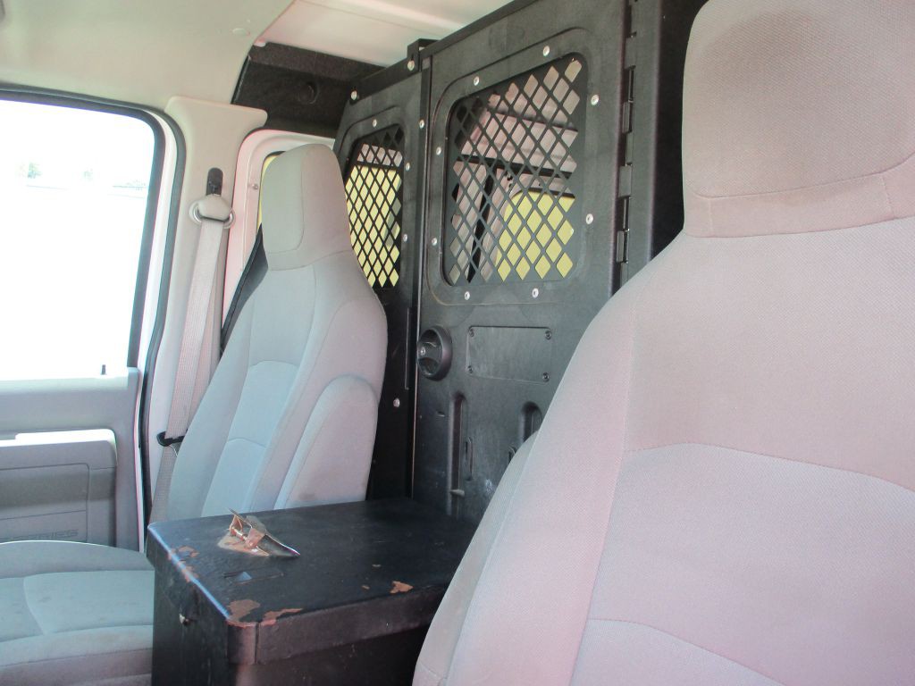 2011 Ford Econoline Image 12