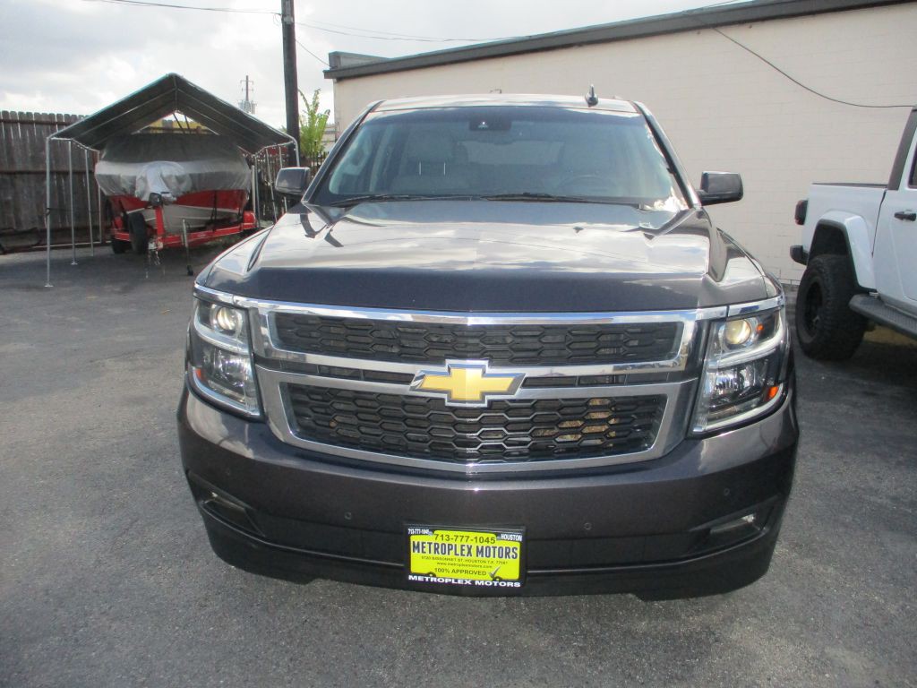 2015 Chevrolet Tahoe Image 2