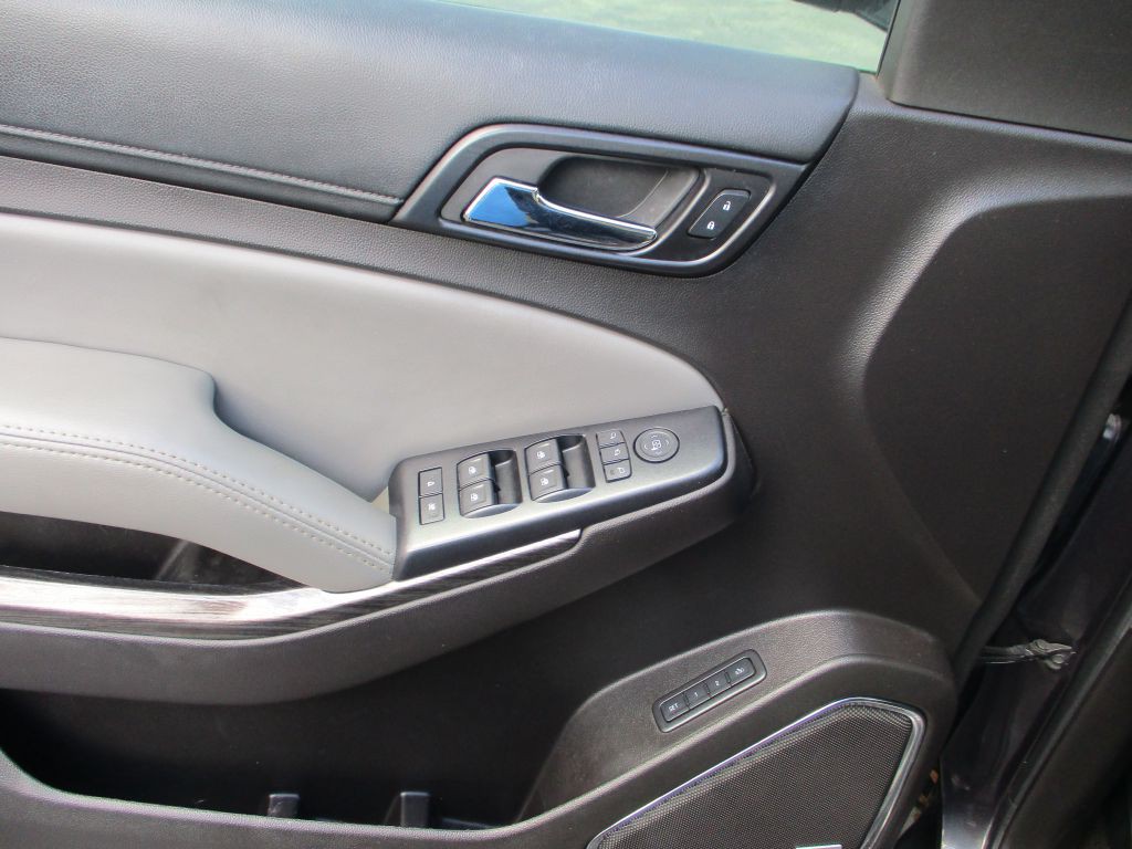 2015 Chevrolet Tahoe Image 10