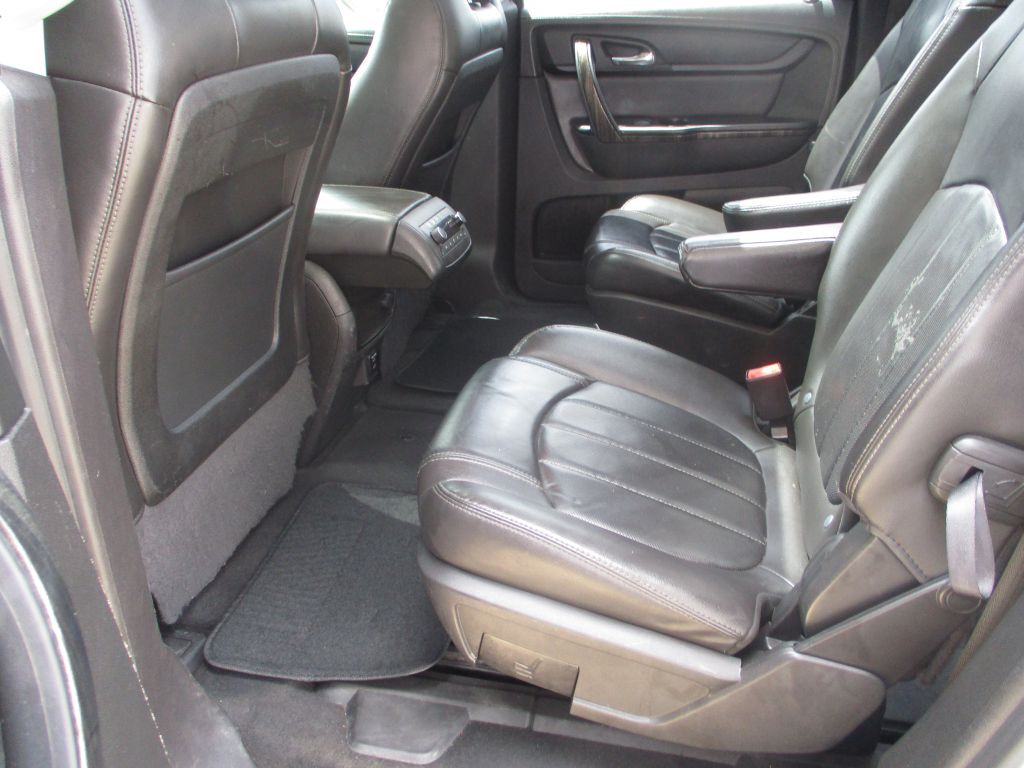 2016 GMC Acadia Image 7