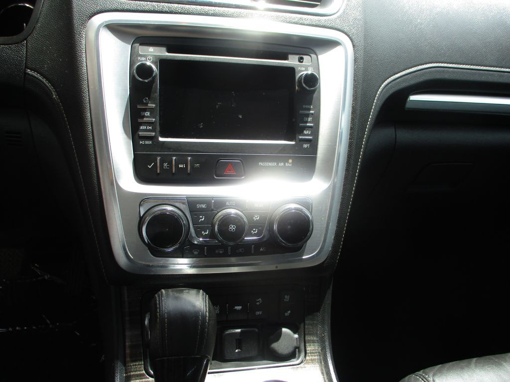2016 GMC Acadia Image 9