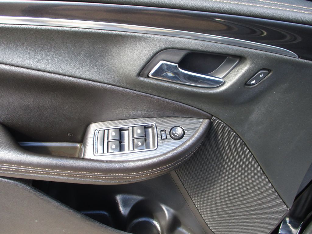 2018 Chevrolet Impala Image 13