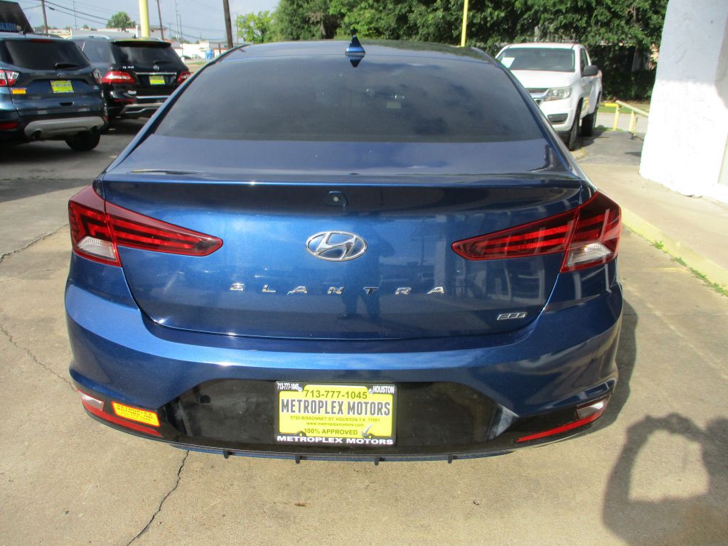 2019 Hyundai Elantra Image 5