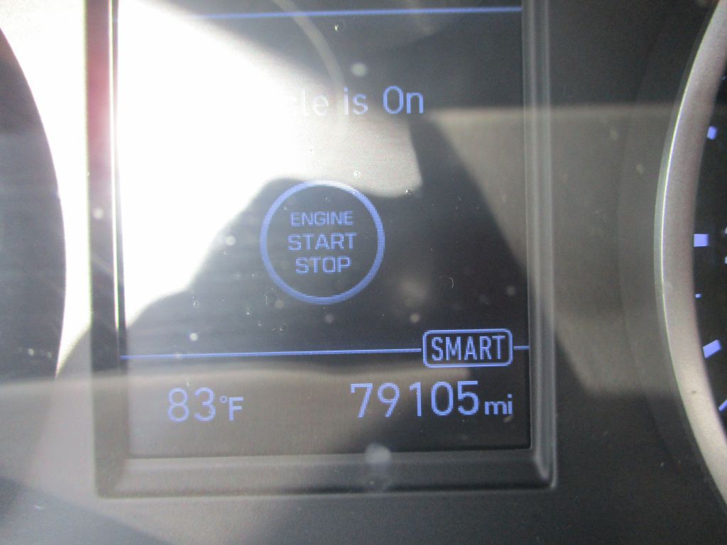 2019 Hyundai Elantra Image 23