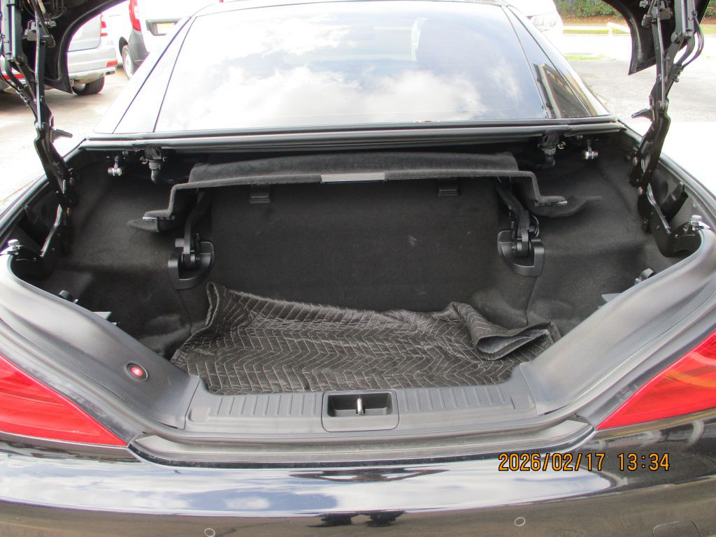 2017 Mercedes-Benz SL-Class Image 7