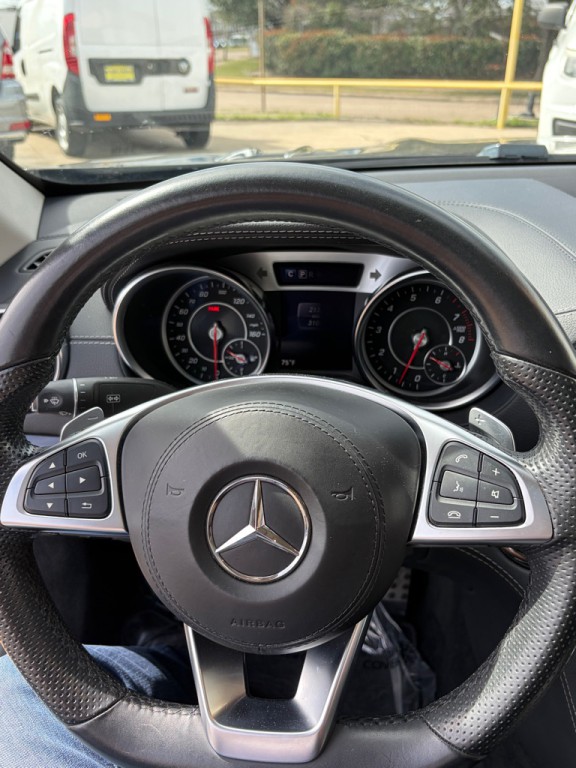 2017 Mercedes-Benz SL-Class Image 20