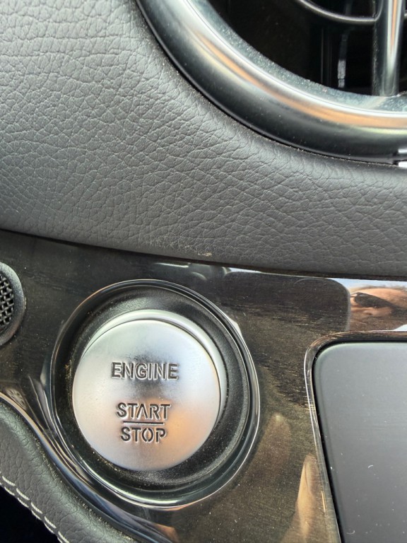 2017 Mercedes-Benz SL-Class Image 22