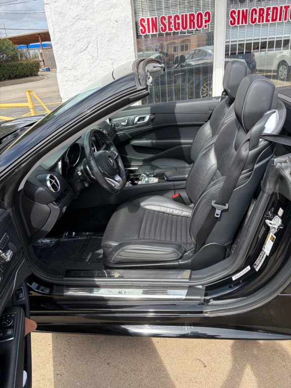 2017 Mercedes-Benz SL-Class Image 24