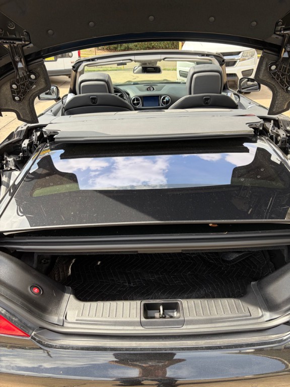 2017 Mercedes-Benz SL-Class Image 28