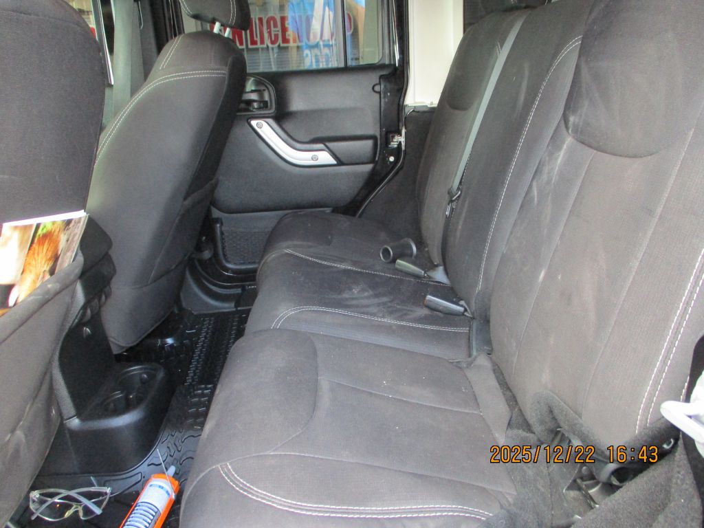 2014 Jeep Wrangler Unlimited Image 8