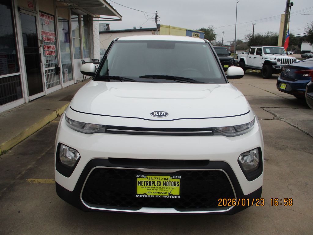 2021 Kia Soul Image 2