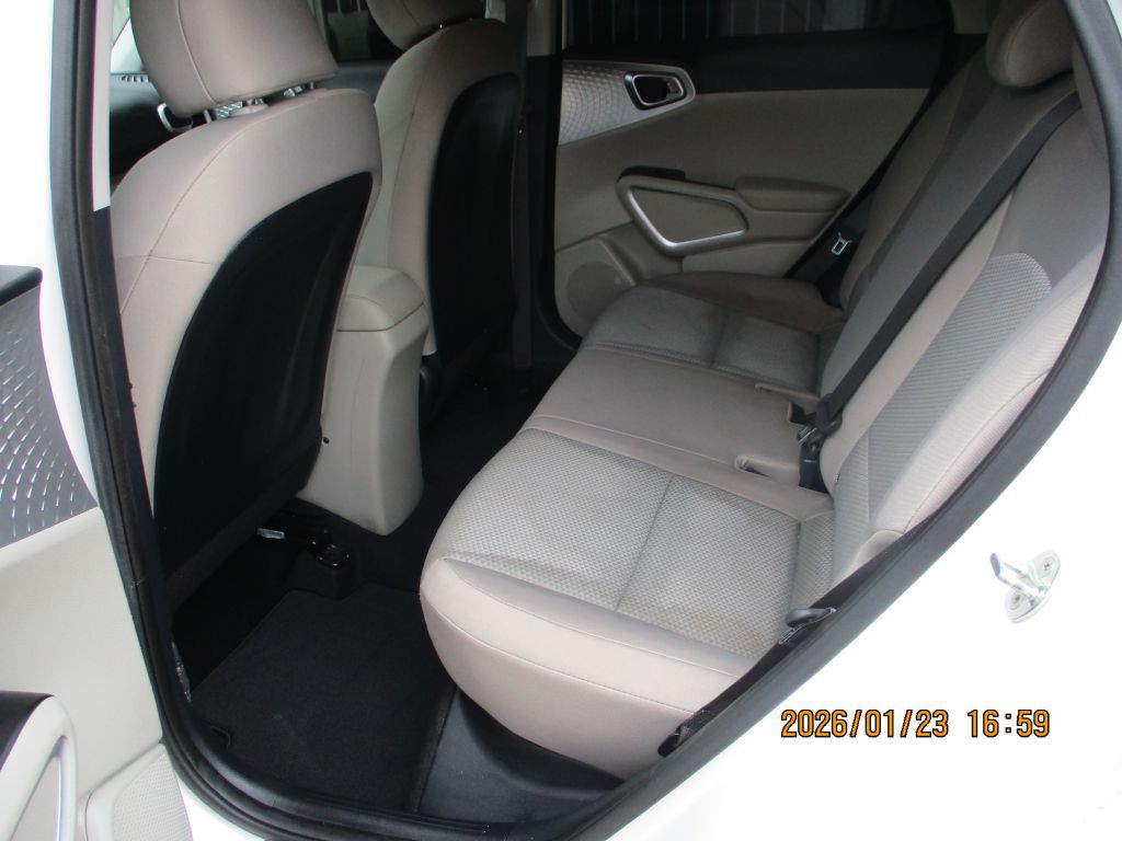 2021 Kia Soul Image 6
