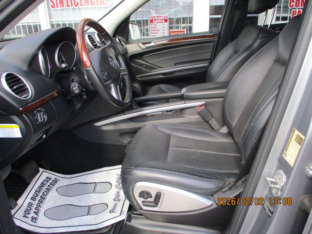 2012 Mercedes-Benz GL-Class Image 10