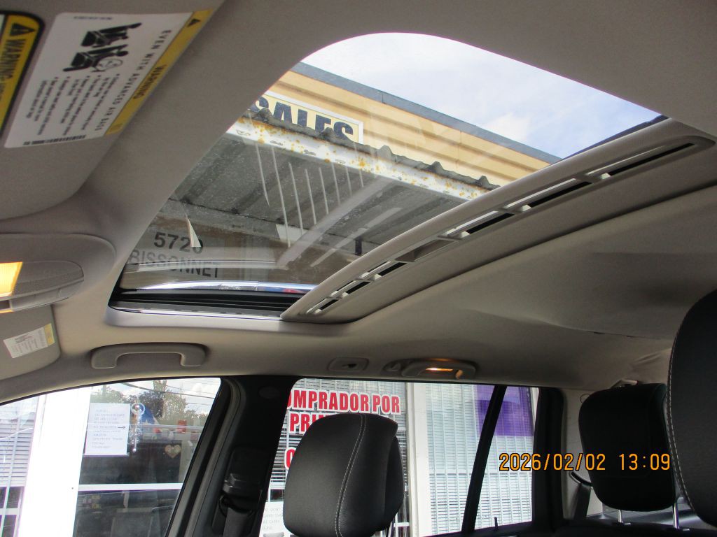 2012 Mercedes-Benz GL-Class Image 14