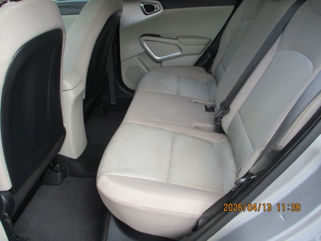 2022 Kia Soul Image 6