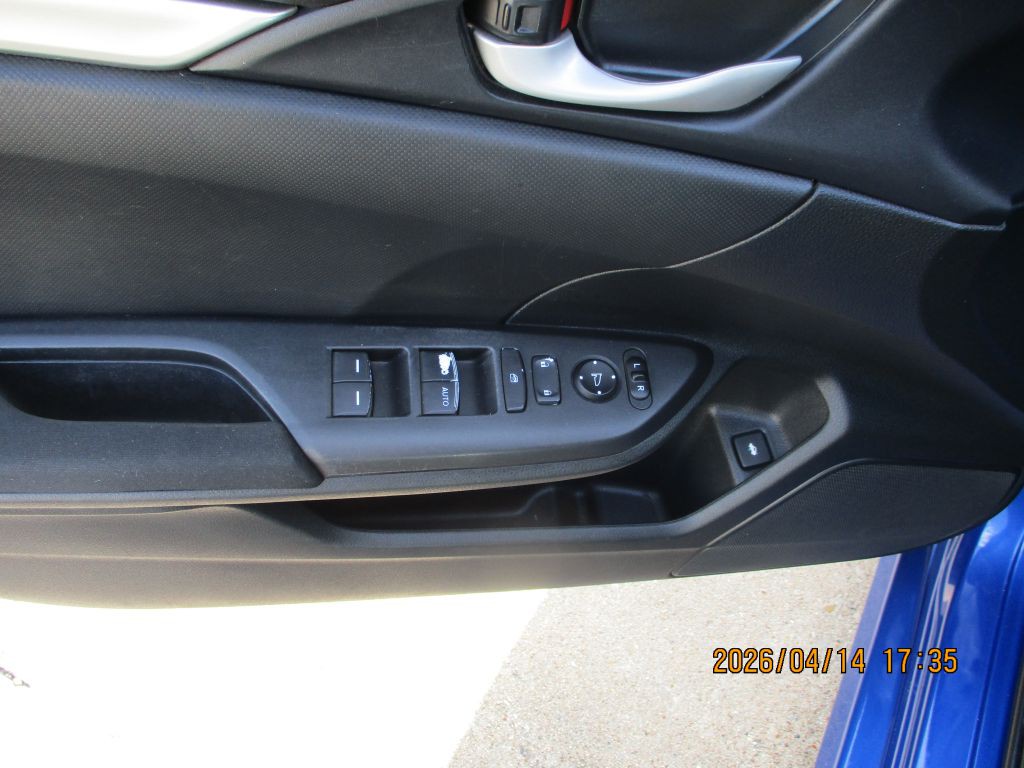 2018 Honda Civic Image 8