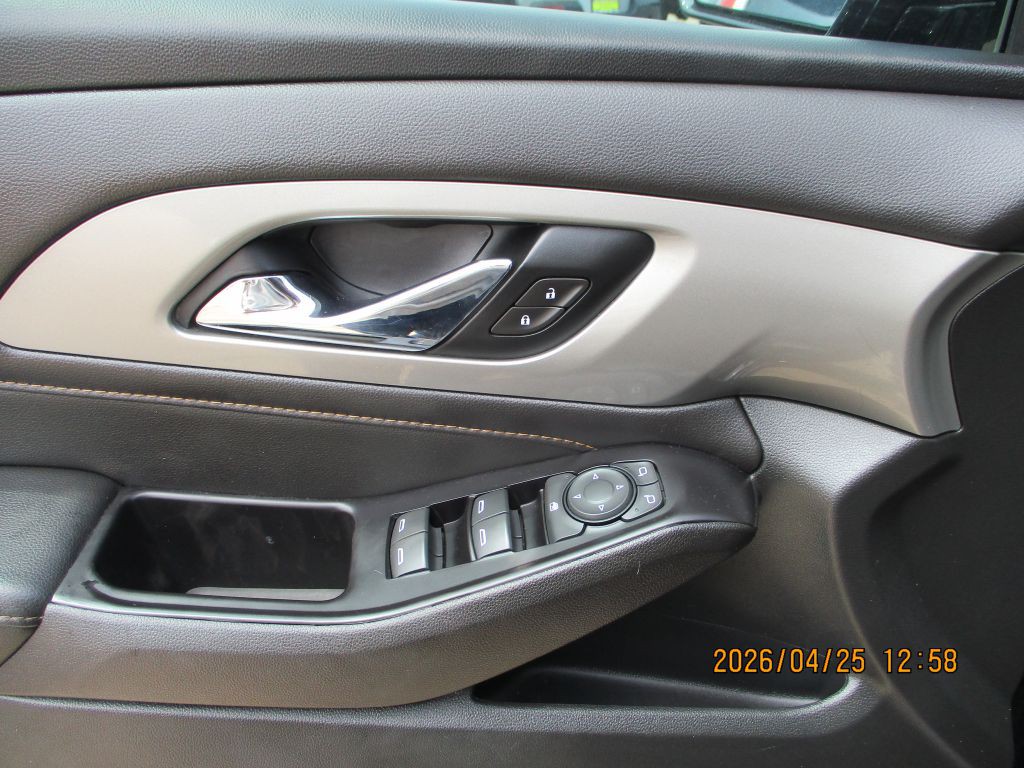 2020 Chevrolet Traverse Image 12