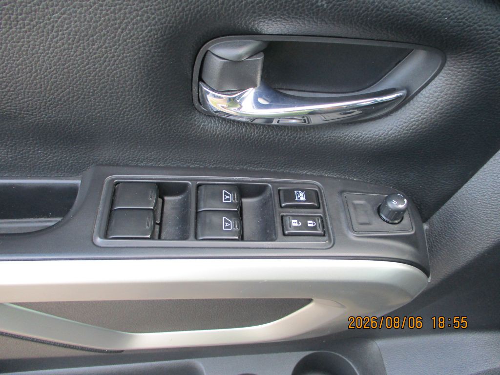 2021 Nissan Titan Image 15