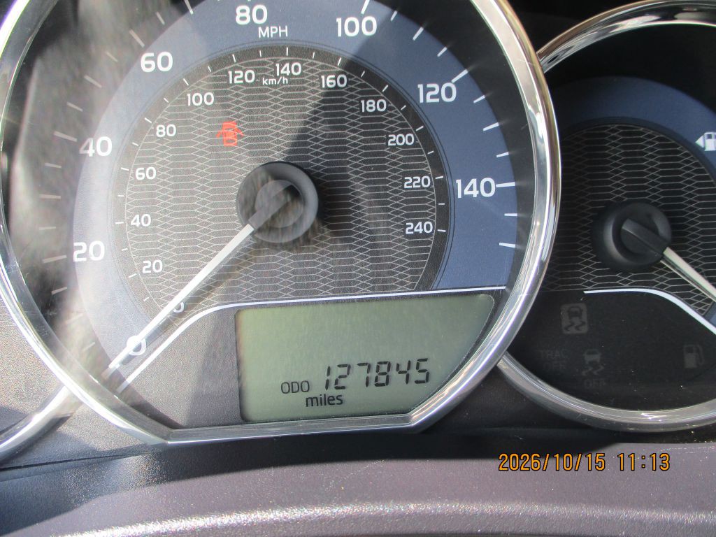 2016 Toyota Corolla Image 9