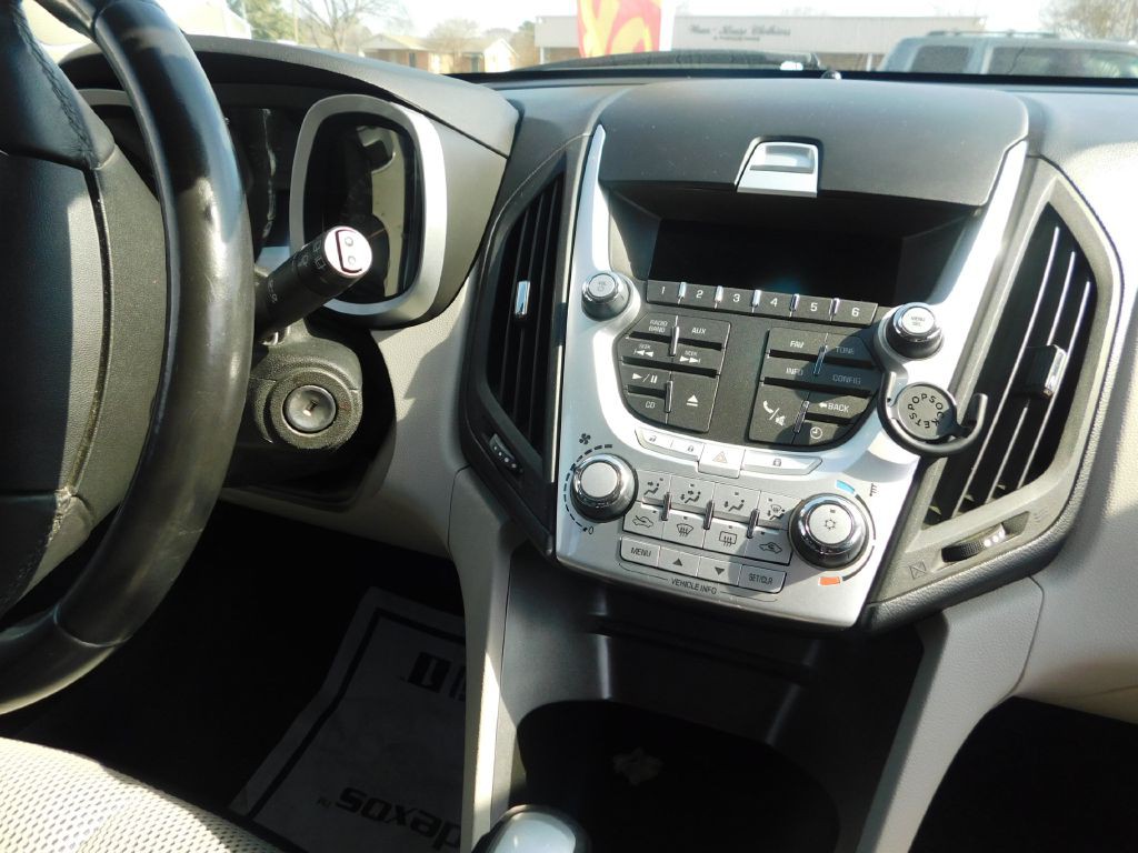 2010 Chevrolet Equinox Image 9