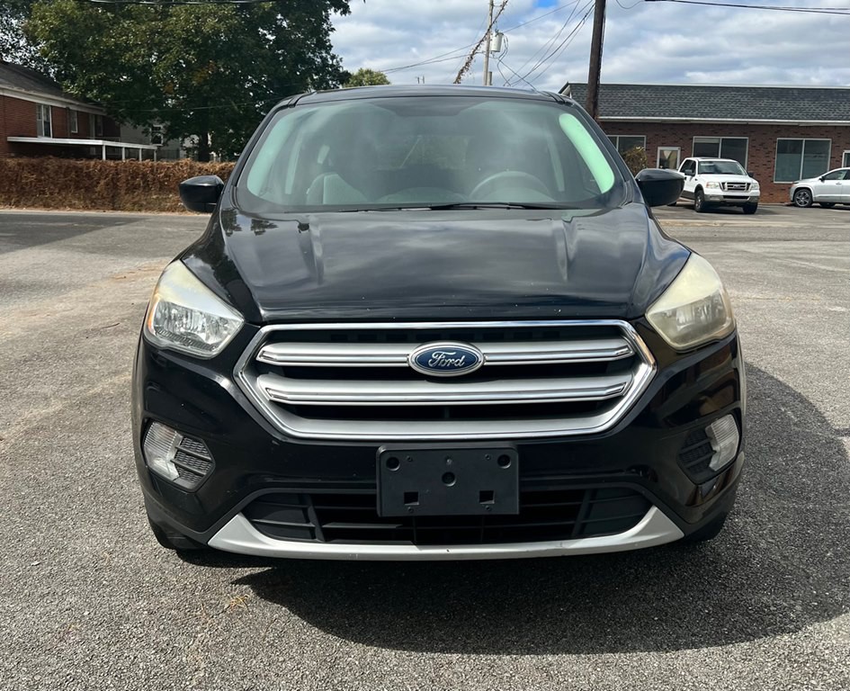 2017 Ford Escape Image 2