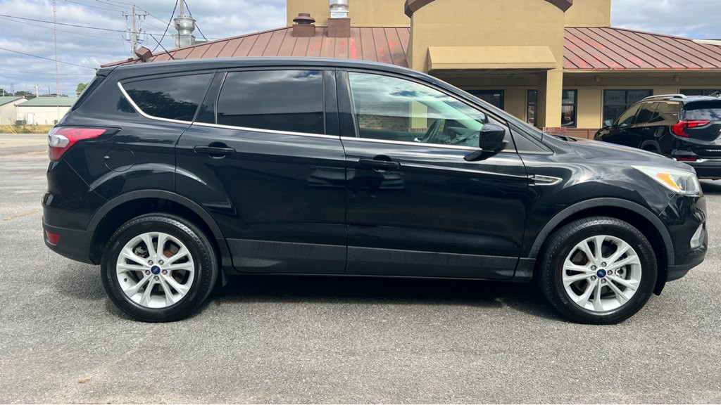 2017 Ford Escape Image 8