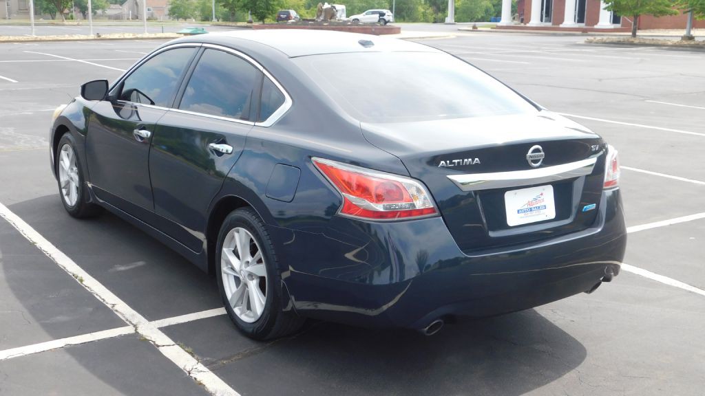 2014 Nissan Altima Image 4
