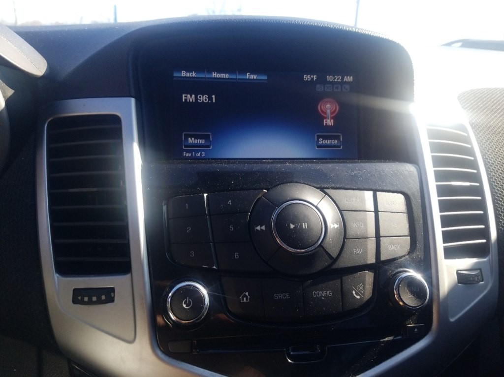 2015 Chevrolet Cruze Image 11