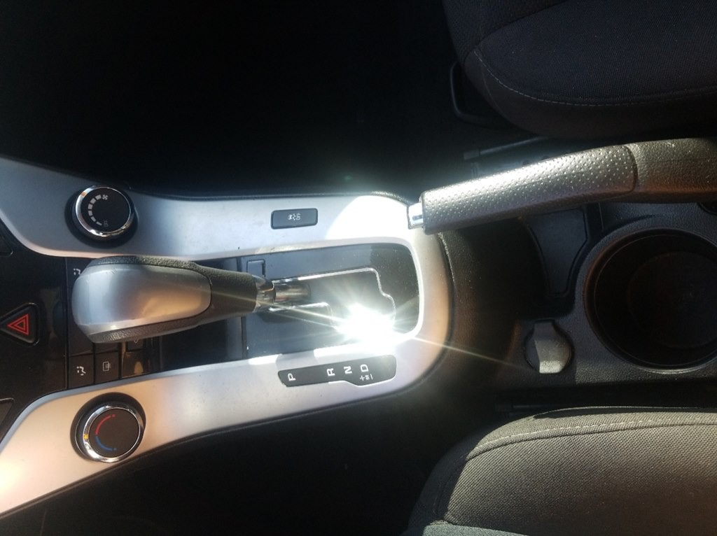 2015 Chevrolet Cruze Image 12