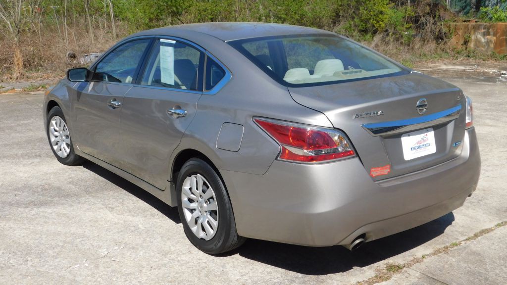 2014 Nissan Altima Image 4