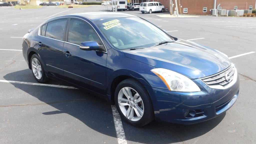 2012 Nissan Altima Image 2
