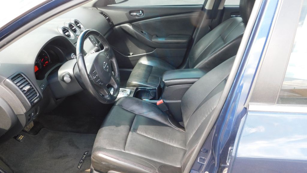 2012 Nissan Altima Image 7