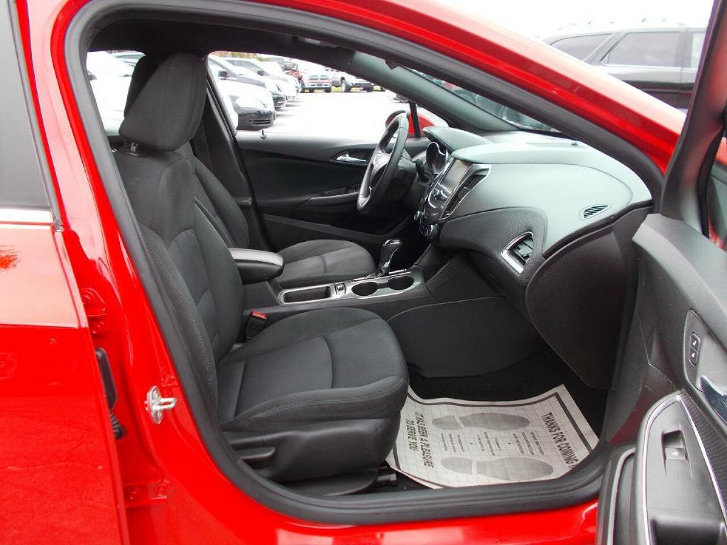 2016 Chevrolet Cruze Image 14