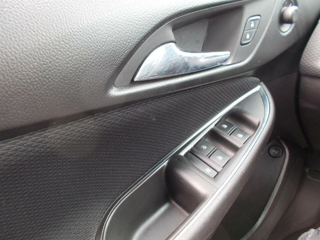 2016 Chevrolet Cruze Image 19