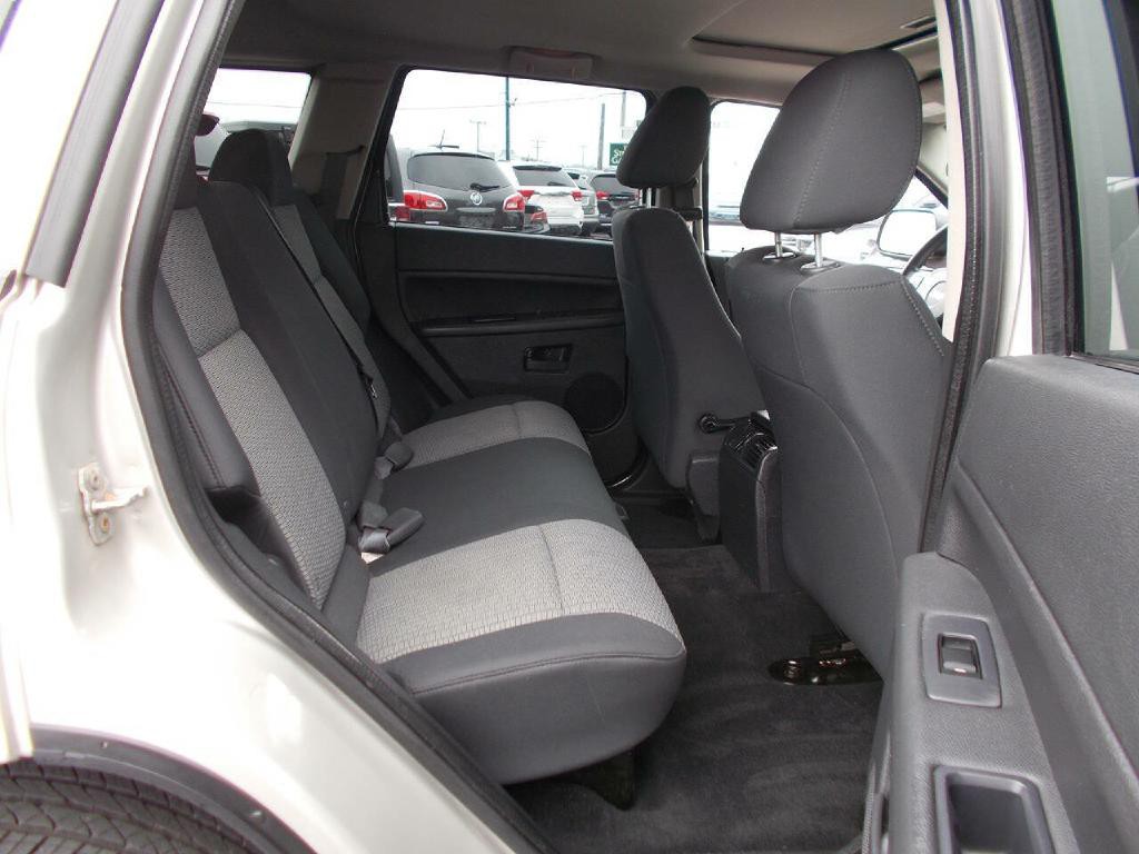 2008 Jeep Grand Cherokee Image 12