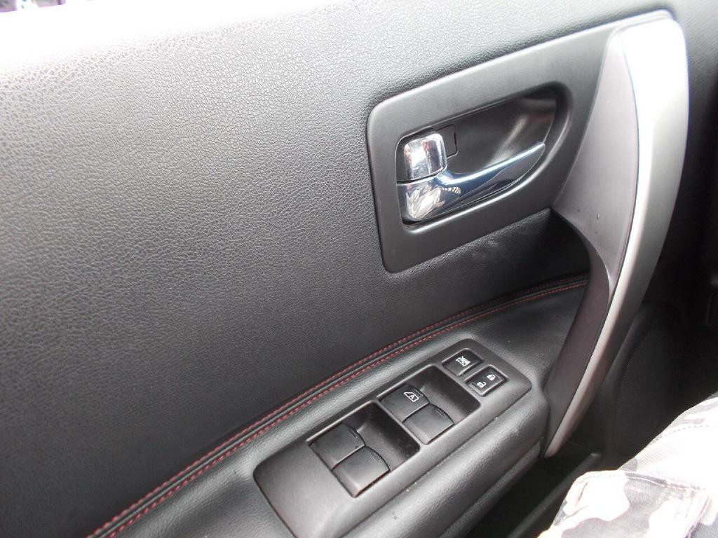 2009 Nissan Rogue Image 18