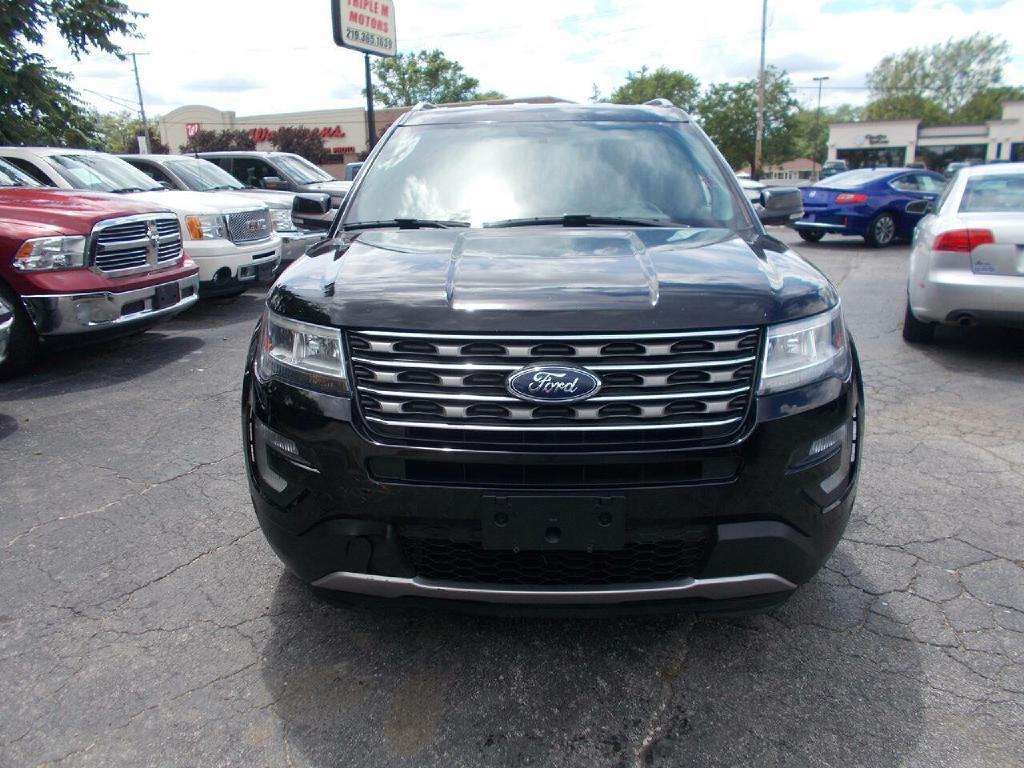 2017 Ford Explorer Image 2