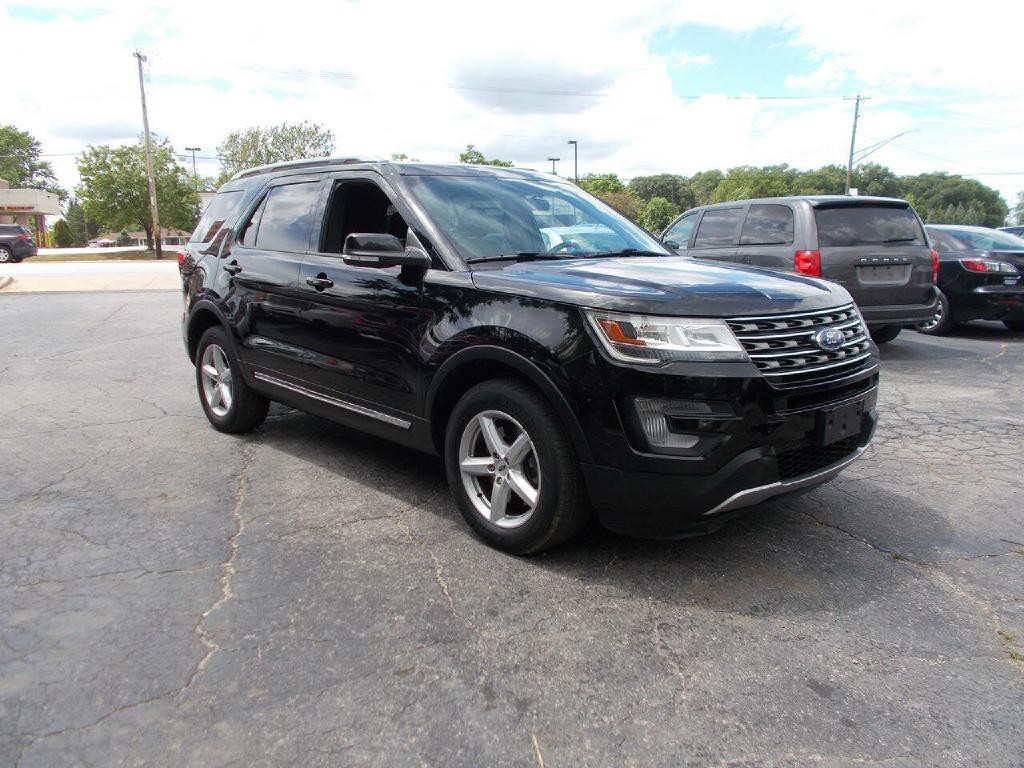2017 Ford Explorer Image 3