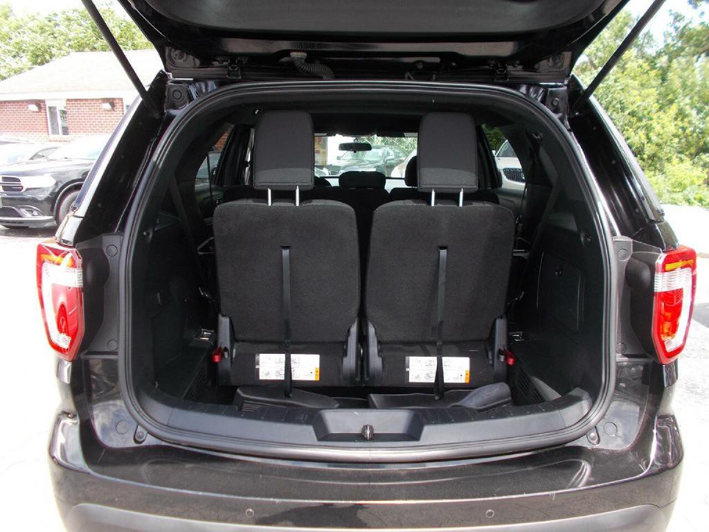 2017 Ford Explorer Image 7