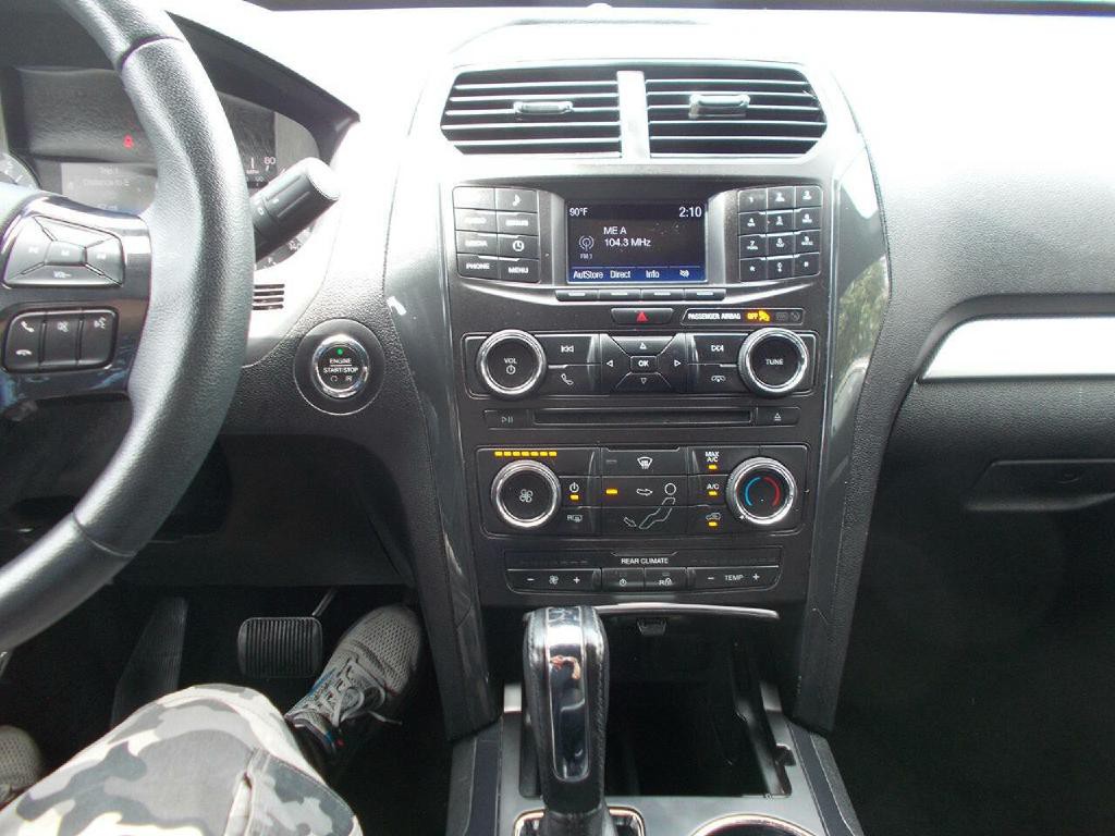 2017 Ford Explorer Image 20
