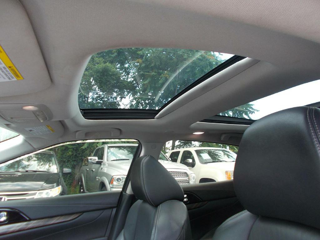 2016 Nissan Maxima Image 11