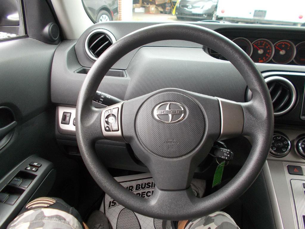 2013 Scion xB Image 17