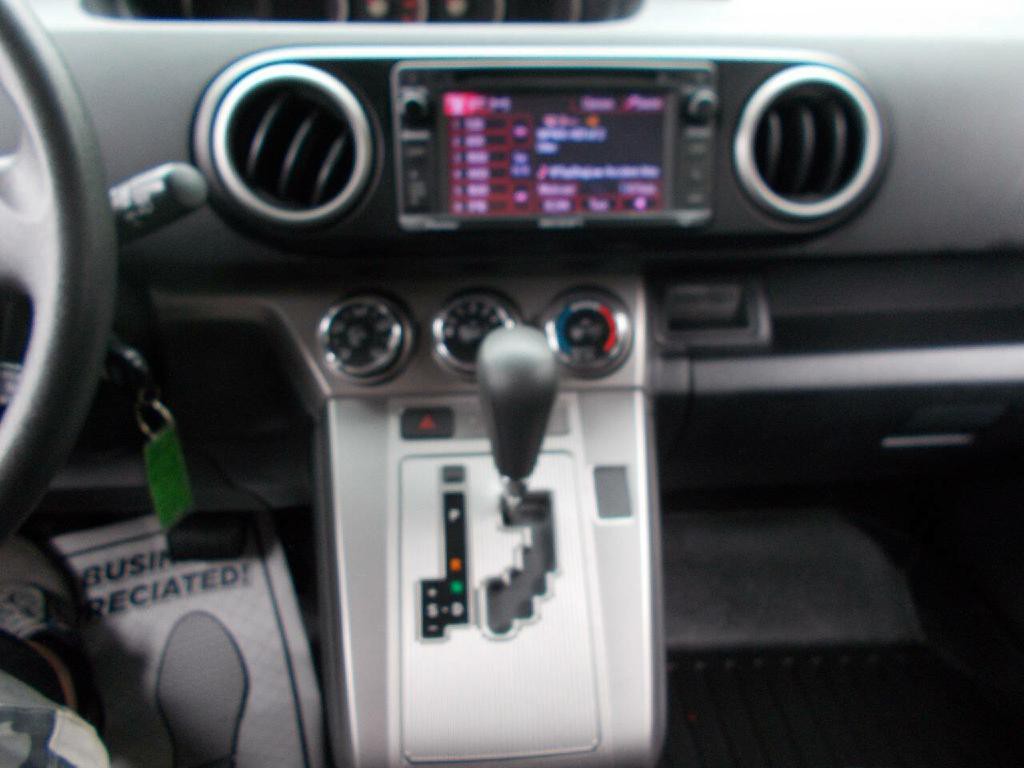 2013 Scion xB Image 19