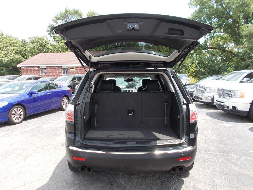 2011 GMC Acadia Image 6